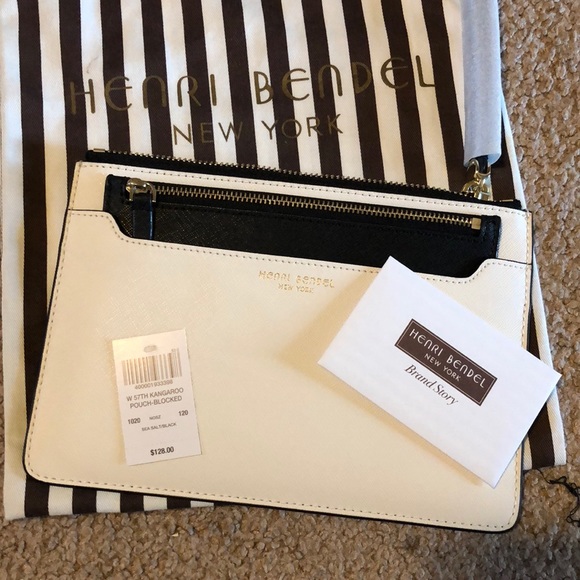 henri bendel Handbags - BNWT Henri Bendel W 57th Kangaroo Pouch